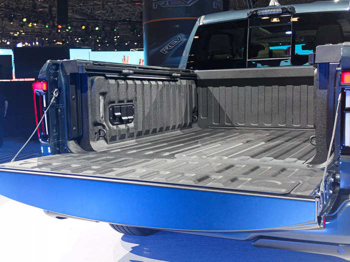 According to Ram, the REV will be able to tow up to 14,000 pounds and carry 2,700 pounds in its bed.