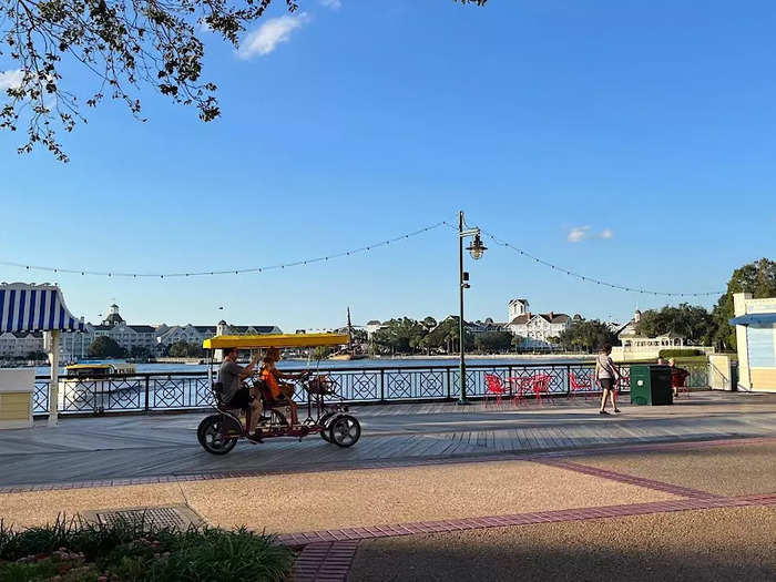 When we arrived at the rental station, there were only a couple of families ahead of us waiting to ride.