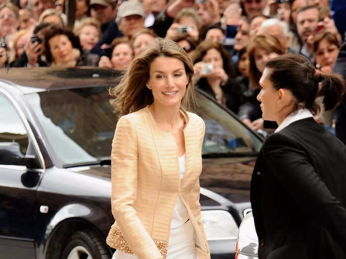 Before she became Queen of Spain, then-Princess Letizia attended Easter mass at Palma de Mallorca Cathedral in a notably understated look.