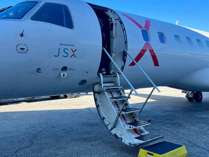 I then walked straight onto the plane, which was sitting right outside the hangar door and only about 100 feet from the security scanner.