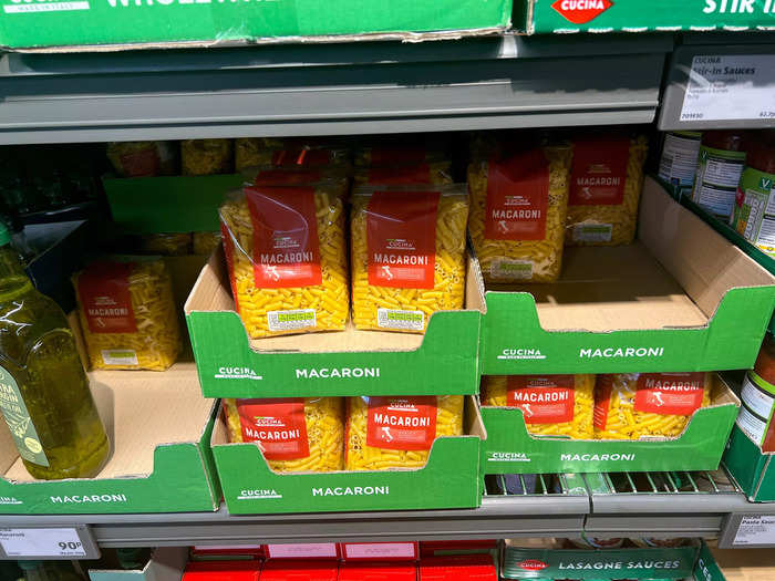 A 500-gram (about 1 pound) pack of macaroni-shaped pasta in the UK cost £0.90, or around $1.