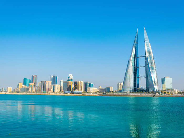 3. Bahrain: 30 days of paid annual leave