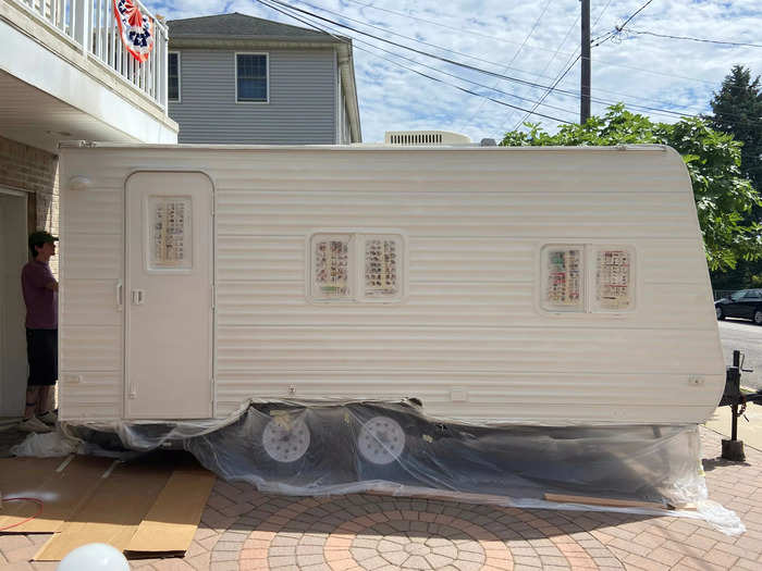 The duo renovated their trailer while it was parked in the driveway outside of their Bayonne home.