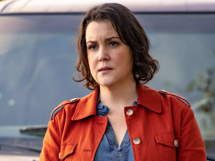 Leading "Yellowjackets" star Melanie Lynskey, who plays adult Shauna, doesn