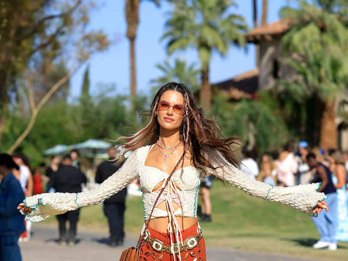 Model Alessandra Ambrosio also embraced cutouts at the festival.