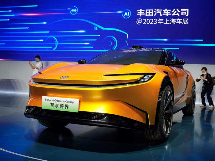 Toyota bZ Sport Crossover Concept