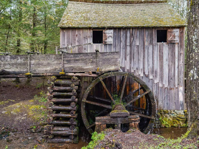 One building I stumbled upon in the Cades Cove area of the park was the Cable Mill, a water-powered turbine originally built to serve an early-1900s mountain community.