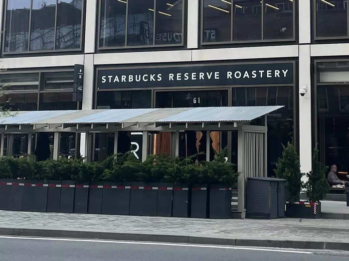 In need of a pick-me-up, we stopped at the Starbucks Reserve Roastery in Chelsea for some caffeine.