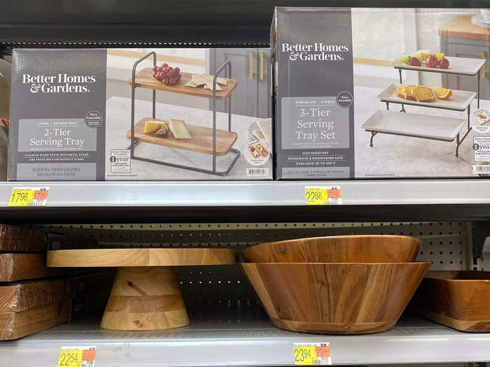 Wooden bowls, serving trays, and other accessories can elevate a kitchen.