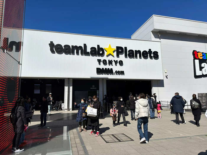 While in Tokyo, I visited the teamLabs Planets exhibit after seeing stars like Kendall Jenner and Kim Kardashian post about it on Instagram.