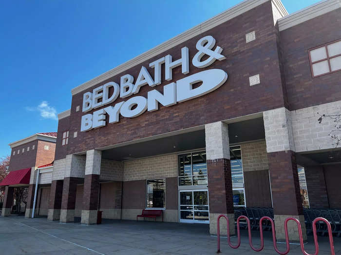 The move meant that stores that were expected to remain open, like this one in Wisconsin, would begin winding down and prepare to close.