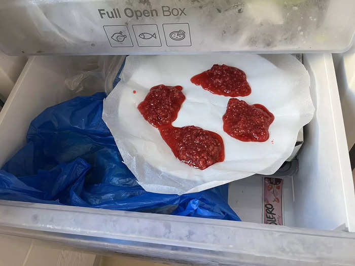 I then shaped the raspberry and honey mixture into 9 disks and put them in the freezer. This was a little tricky as it was pretty watery.