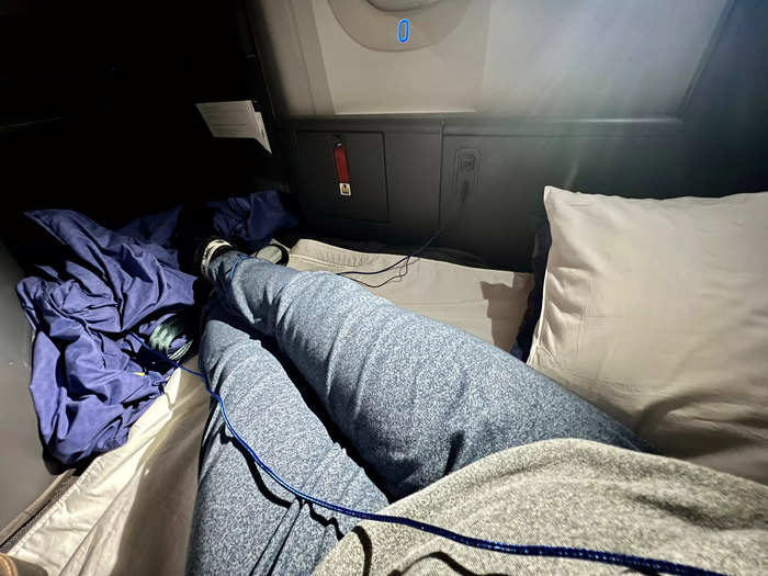 Granted, taller passengers might feel a little snug when laying perfectly vertical, so I suggest sleeping at a diagonal.