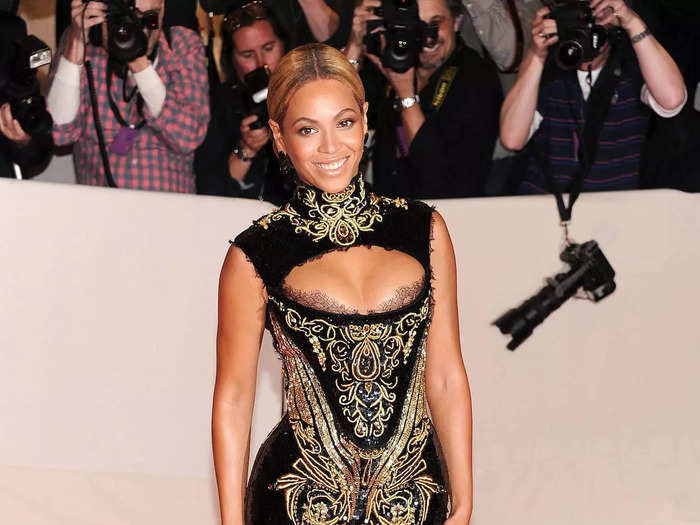 They returned to the Met Gala in 2011, with Beyoncé dressed in a dramatic Emilio Pucci gown.