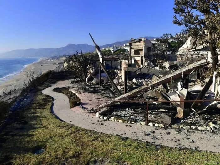 In November 2018, the Woolsey fire burned nearly 100,000 acres across Malibu and Southern California. It destroyed Mills