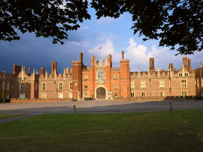 Hampton Court Palace in London, worth an estimated $1.2 billion, or about £963.2 million, was once home to Henry VIII.